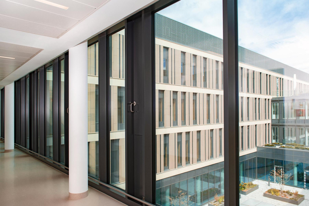 lmu_grosse_fenster